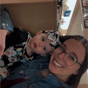 Meet your Posher, Layla